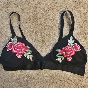 NWOT Sexy Rose Bralette Rue21+ 3X